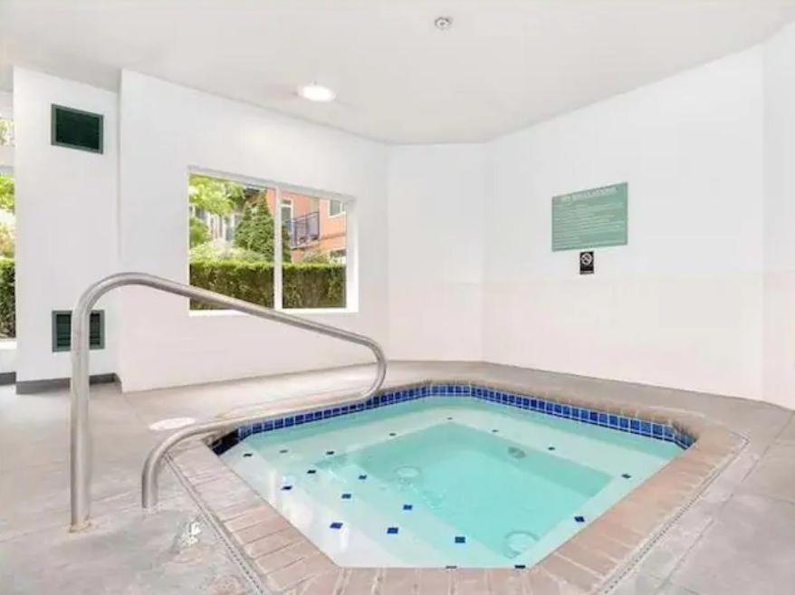 Penthouse Suite Downtown, Top Floor 4 Beds, 2Baths Seattle Ngoại thất bức ảnh